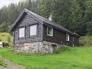 23475292-Ferienhaus-4-Bryggja-300x225-1