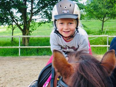 Ponyspass schon für die Kleinsten