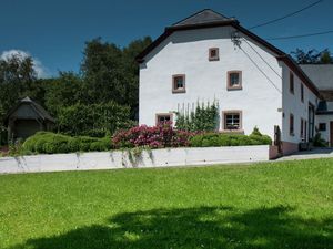 19338097-Ferienhaus-5-Büllingen-300x225-2