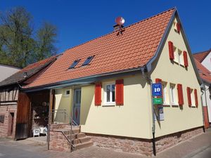 22140561-Ferienhaus-5-Bürgstadt-300x225-0