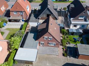 23980546-Ferienhaus-5-Büsum-300x225-5