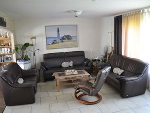 18008893-Ferienhaus-6-Büsum-300x225-5