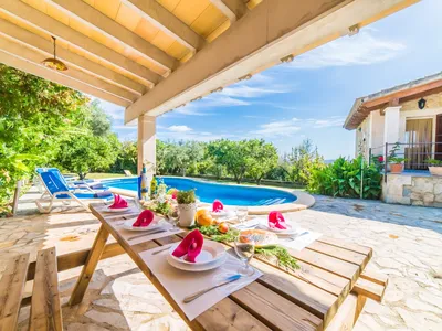 PoolOfHouse