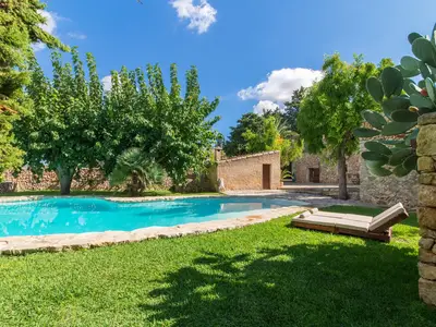 PoolOfHouse
