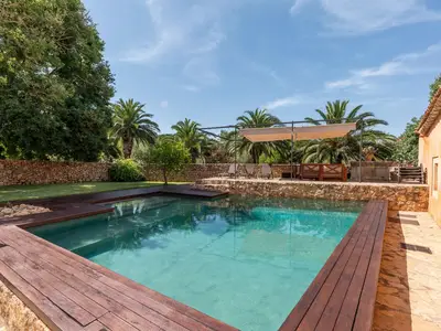 PoolOfHouse