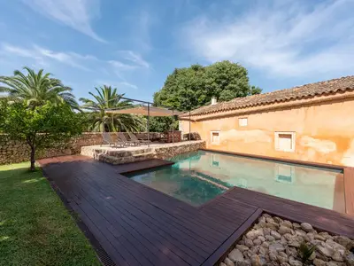 PoolOfHouse