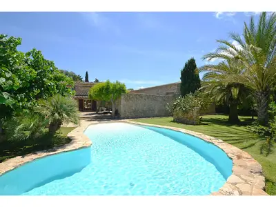 PoolOfHouse