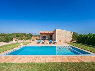 PoolOfHouse