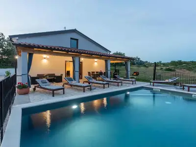 Ferienhaus für 8 Personen (120 m²) in Buje 4/10
