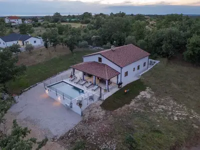 Ferienhaus für 8 Personen (120 m²) in Buje 3/10