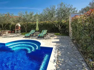 pool