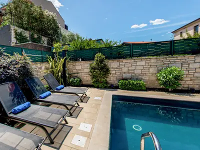 pool