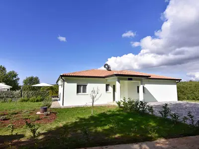 Ferienhaus für 8 Personen (140 m²) in Buje 6/10