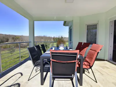 Ferienhaus für 8 Personen (140 m²) in Buje 8/10