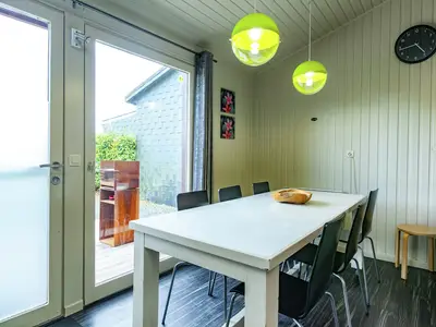DiningRoom