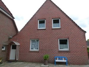 22601235-Ferienhaus-5-Bunde-300x225-1