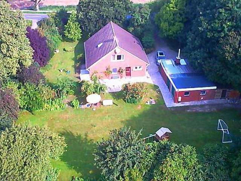 22053129-Ferienhaus-7-Bunde-800x600-0