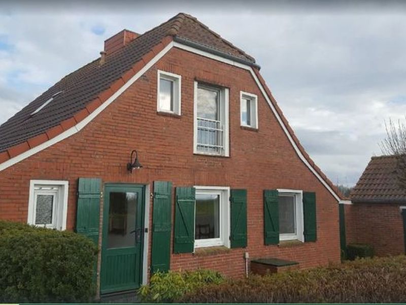 23695345-Ferienhaus-4-Bunde-800x600-0