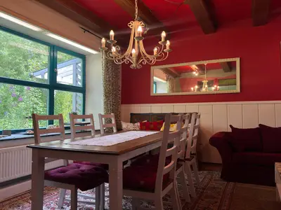 DiningRoom