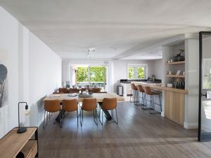 22300137-Ferienhaus-18-Buren-300x225-4