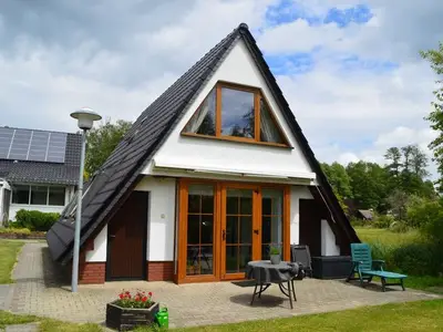 Ferienhaus für 4 Personen (90 m²) in Burg (Spreewald) 1/10