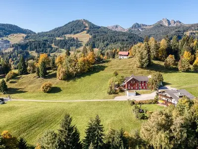 Ferienhaus für 18 Personen (400 m²) in Bürserberg 9/10