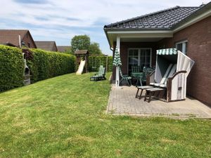 22922067-Ferienhaus-6-Butjadingen-Burhave-300x225-0