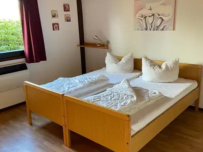 Schlafzimmer mit Doppelbett Haus 93