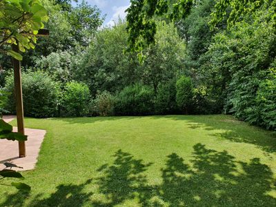 Terrasse und Garten mit Südausrichtung