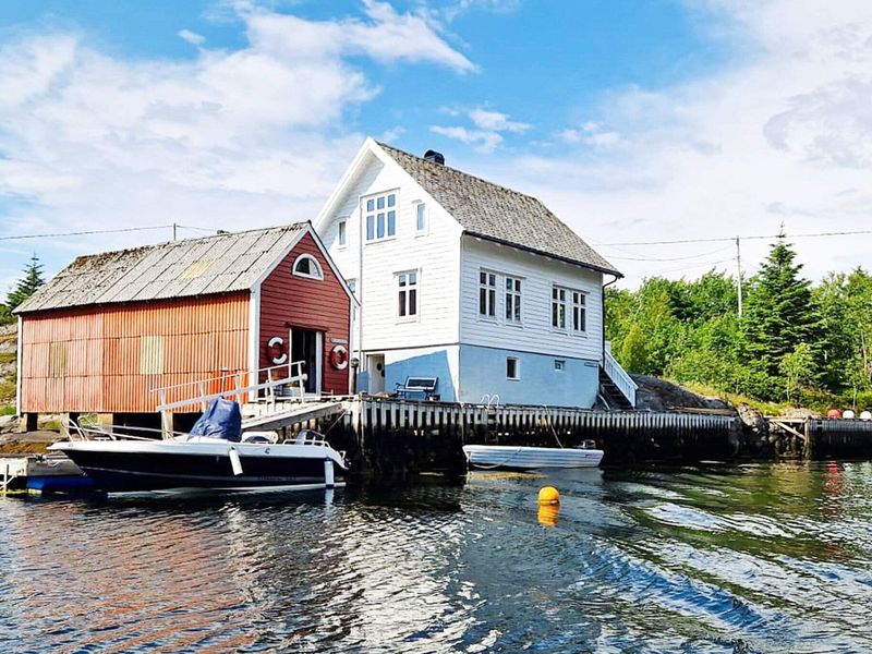 23664751-Ferienhaus-6-Byrknesøy-800x600-2