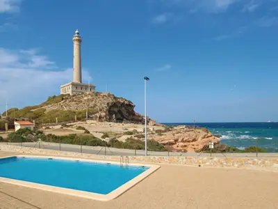 PoolOfHouse