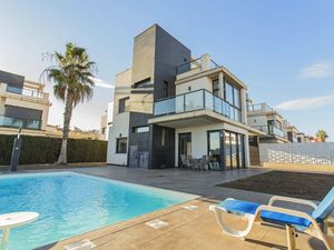 Ferienhaus für 6 Personen (200 m²) in Cabo Roig