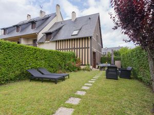 23868920-Ferienhaus-4-Cabourg-300x225-4