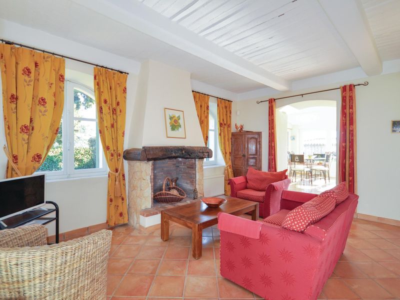 23733781-Ferienhaus-6-Cabris-800x600-2