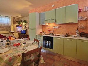 19352176-Ferienhaus-6-Cagli-300x225-4