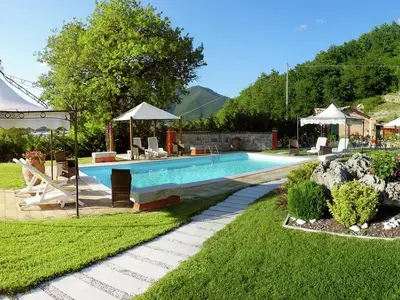 PoolOfHouse
