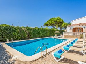 22690317-Ferienhaus-7-Cala Blanca-300x225-0