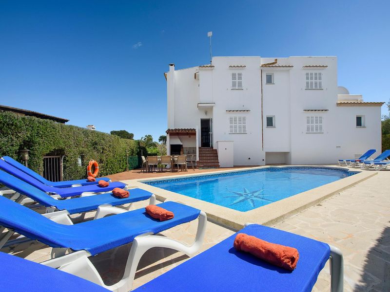 23736312-Ferienhaus-8-Cala d’Or-800x600-0