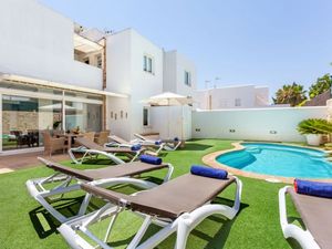 23519002-Ferienhaus-6-Cala d’Or-300x225-3