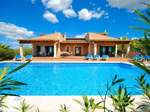 23503100-Ferienhaus-8-Cala d’Or-300x225-0