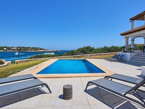 23495652-Ferienhaus-8-Cala d’Or-300x225-4