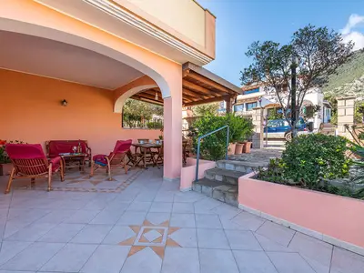 Ferienhaus für 8 Personen (90 m²) in Cala Gonone 2/10