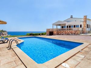 23544649-Ferienhaus-8-Cala Santanyi-300x225-0