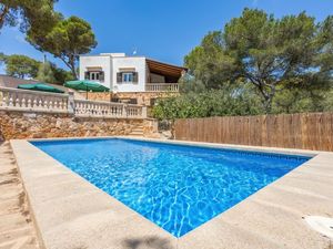 23518998-Ferienhaus-6-Cala Santanyi-300x225-0