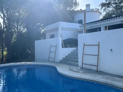 pool