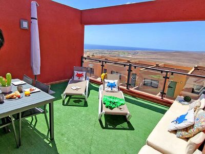 Terrasse mit Meerblick, Grill, Sitz-/Liegemöglichkeiten