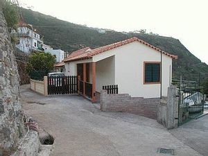 17970176-Ferienhaus-5-Calheta-300x225-2