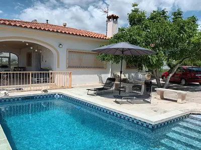 PoolOfHouse