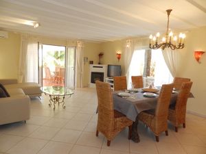 23579079-Ferienhaus-8-Calp-300x225-4