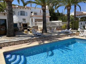 23017075-Ferienhaus-4-Calp-300x225-0